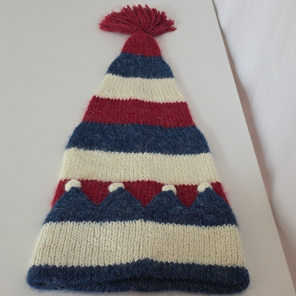 Colisco Mens Red, Blue, Beige & Gold Knit Hat - Picture 2 of 6